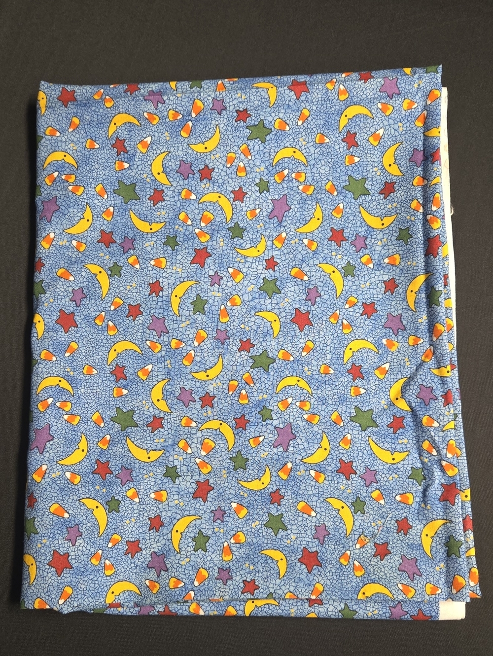 ๐๐๐Kids Halloween Fabric by Leslie Beck for VIP Fabrics 33" - Picture 2 of 5
